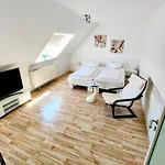 Boardinghouse - Stadtvilla Budget アパート *