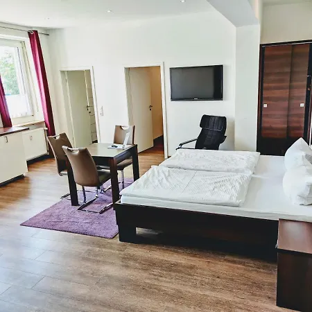 Apartman Boardinghouse - Stadtvilla Budget