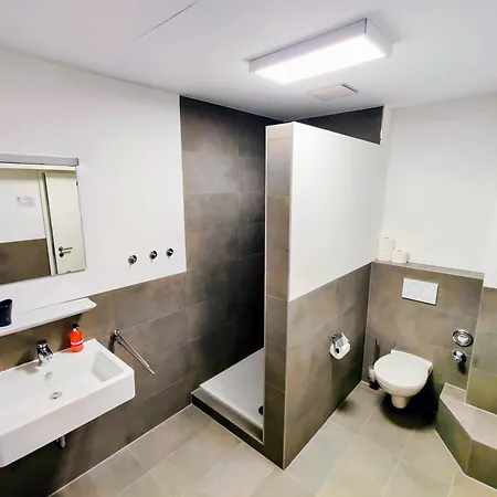 Boardinghouse - Stadtvilla Budget Apartman Schweinfurt