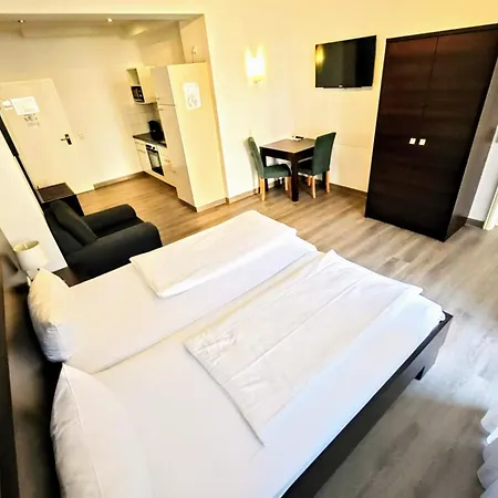 Boardinghouse - Stadtvilla Budget Apartman Schweinfurt