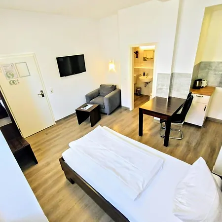 Boardinghouse - Stadtvilla Budget Apartman Schweinfurt