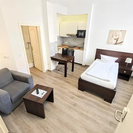 Boardinghouse - Stadtvilla Budget Apartman Schweinfurt