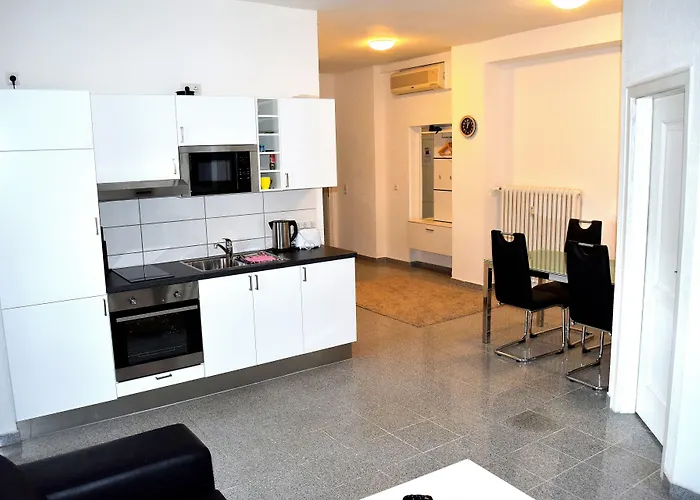 Boardinghouse - Stadtvilla Budget Daire *