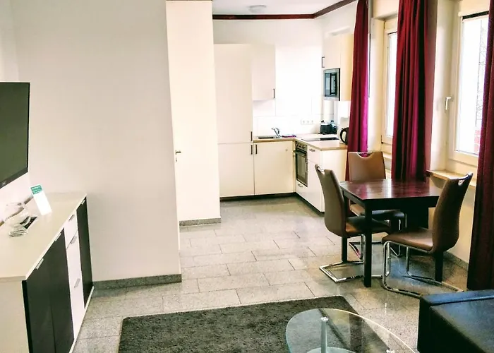Daire Boardinghouse - Stadtvilla Budget