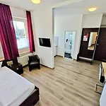 Boardinghouse - Stadtvilla Budget