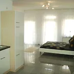 Boardinghouse - Stadtvilla Budget *