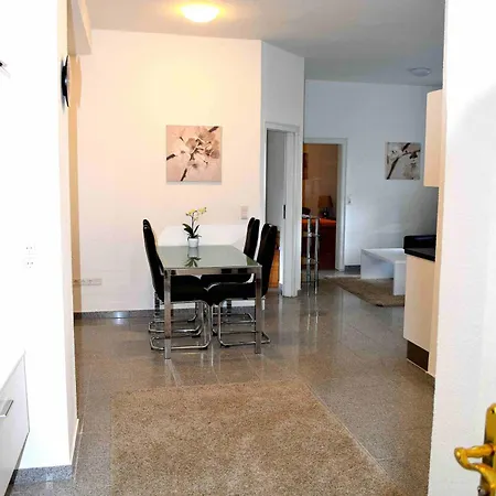 Boardinghouse - Stadtvilla Budget Apartment