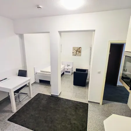 Boardinghouse - Stadtvilla Budget Apartment *