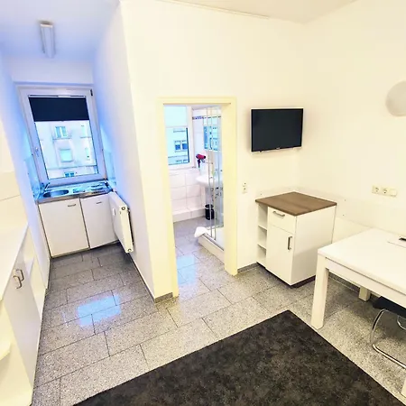 Apartment Boardinghouse - Stadtvilla Budget *