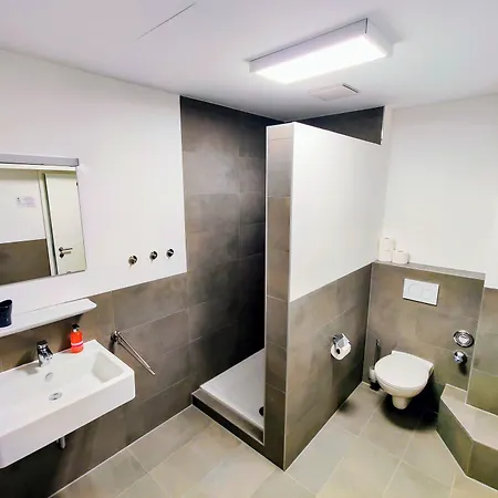 Boardinghouse - Stadtvilla Budget 아파트