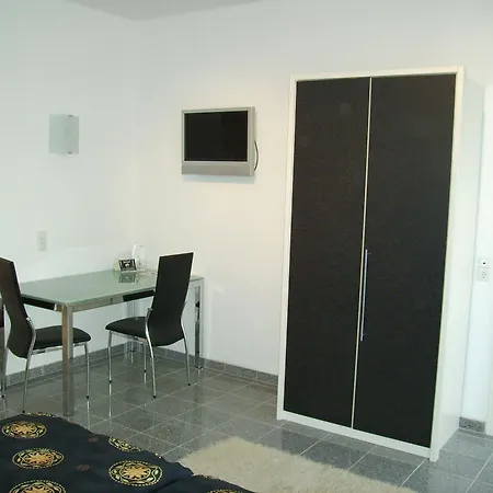 Apartment Boardinghouse - Stadtvilla Budget *