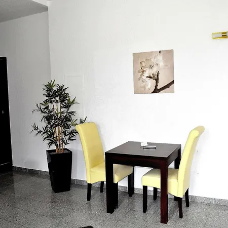 Apartment Boardinghouse - Stadtvilla Budget *
