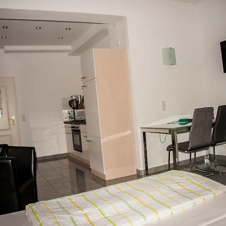 Apartment Boardinghouse - Stadtvilla Budget