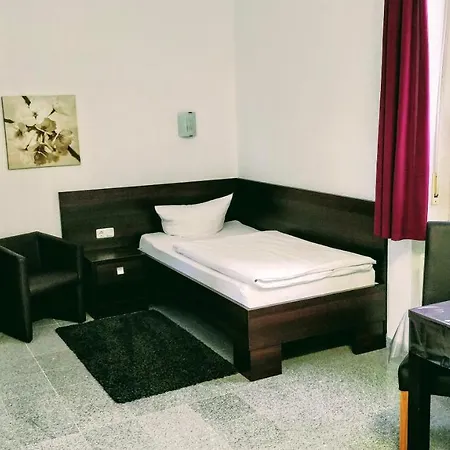 Boardinghouse - Stadtvilla Budget