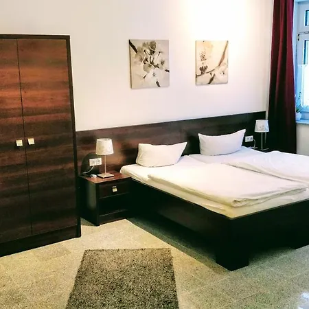 Boardinghouse - Stadtvilla Budget Apartment