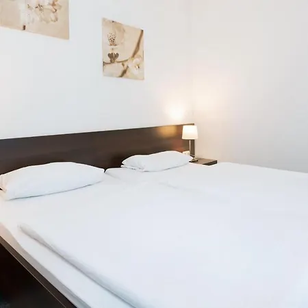 Boardinghouse - Stadtvilla Budget