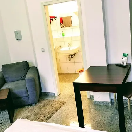 Apartment Boardinghouse - Stadtvilla Budget